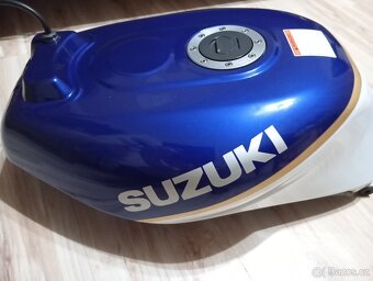 Suzuki GSX-R 1100 - 14