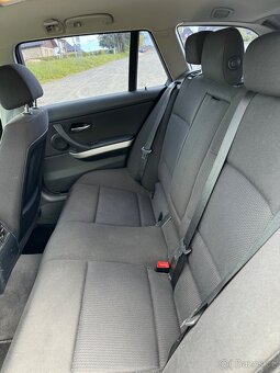 Prodám BMW 318d r.v.2009 105kW - 14