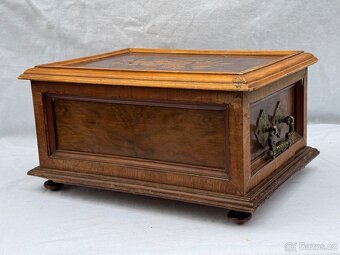 Krásná velice stará šperkovnice Empír - 14