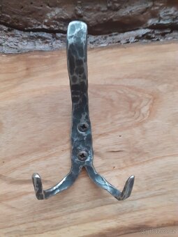 Věšák na oblečení - 14