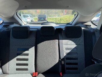 Ford Focus 1.8i - 14