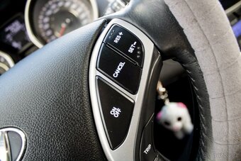 Hyundai Elantra 1.6i D-CVVT Style - 14