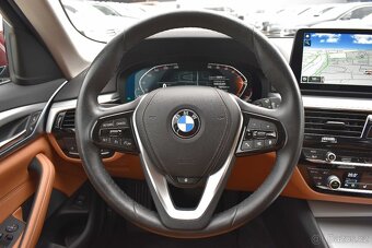 BMW 530i xDrive 2xPNEU DPH ČR 1.MAJITEL - 14