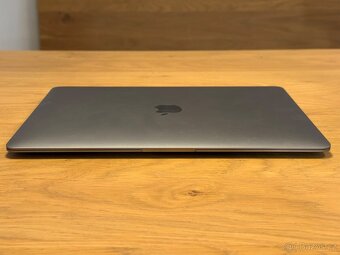 Apple MacBook Air M1 (2020) - 14