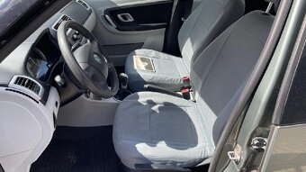 Škoda Roomster, 1,4 16V 63kW, RV 11/2006 - 14