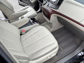 Sienna 3.5 V6 4WD automat 7 místné DPH sleva 50 000 Kč - 14