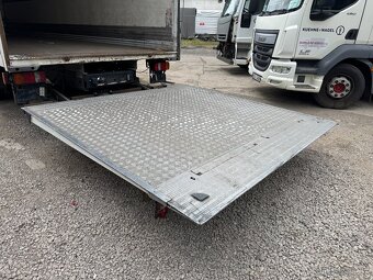 MAN TGL, 12.220,E5,SKŘÍŇ,ČELO - 14