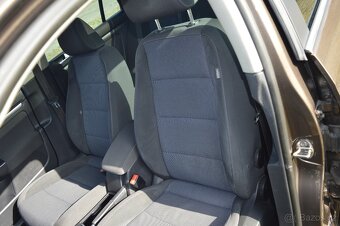 VW Golf 6 combi 2,0 103 kw 1.majitel z Německa serviska - 14