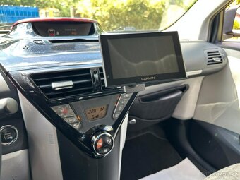 Toyota iQ 1.4 D4D - 14