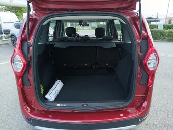 Dacia Lodgy Stepway 1,5 dCi 85kW 5 MÍST najeto 14.237 km - 14