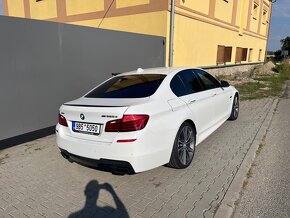 BMW M550d. 156 000km TOP STAV - 14