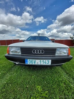 Audi 100 rok 1989  1.8 Automat - 14