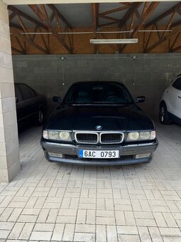 BMW 728i E38 - 14
