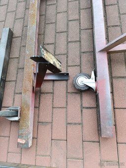 Naklápěcí kolébka - zvedák pro renovaci veterána. - 14