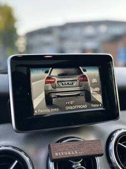 Mercedes Benz GLA220 4MATIC - 14