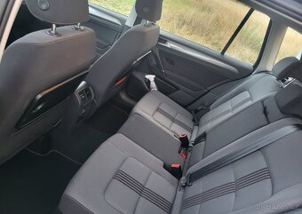 Volkswagen Golf Sportwan benzín - 14