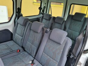 Ford Tourneo Connect, 1.MAJ. SER.KNIHA, 8 MÍST - 14