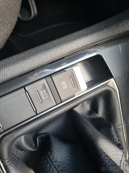 VOLKSWAGEN TIGUAN 2,0 TDI DPH NAVI LED TEMPOMAT - 14