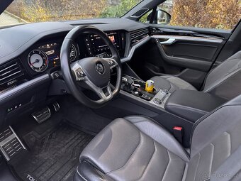 VW TOUAREG 4.0 V8 TDI R-line,VZDUCH,WEBASTO,HEAD UP,PANORAMA - 14