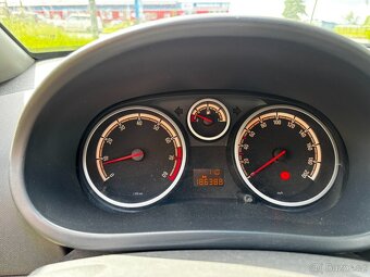 Opel Corsa 1.4i 16v, OPC, Klima, ALU, Nové v CZ, Nová STK - 14