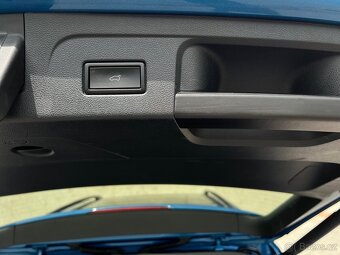 Volkswagen Touran 2019 rok - 14