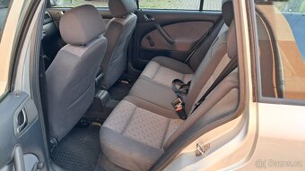 Škoda Octavia Kombi 1.9 TDI / 81KW NOVÁ STK - 14