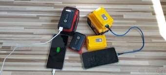 Powerbanka,Aku Milwaukee,DeWALT,Makita 18V s LED svítilnou. - 14