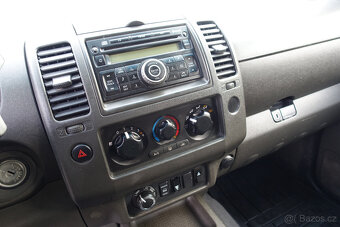Nissan Navara DoubleCab 2.5 dCi XE, M6, 140kW, 4d. - 14