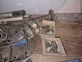 Směs dílů škoda MB, 105,120, octavia 440, spartak, lada td. - 14