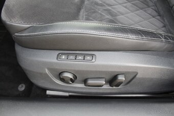Škoda Superb Combi Sportline 2.0 Tdi 140Kw DSG 4x4 75000km - 14