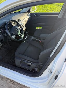 Škoda Superb combi II 2.0 tdi 125kw 12/2013 274tis - 14