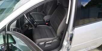 Volkswagen Touran II 1,6 TDI - 77kw. PĚKNÝ STAV - PO SERVISU - 14