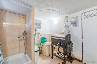 Prodej poctivé chatky v Sedlnicích - 14