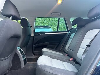 Škoda Superb 2,0 TDi, 4X4, kombi, tažné zařízení - 14