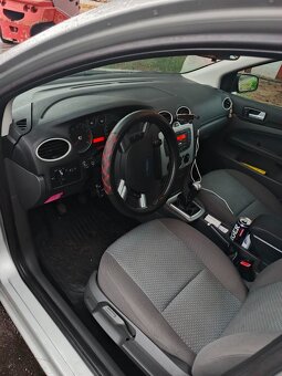 FORD Focus MK2Kombi - 14