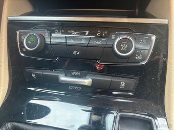 BMW 218d Active Tourer DPH 247t.km kůže 30.4.2015 4,1l - 14