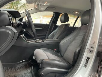 Mercedes-Benz E 220d T 143 kW, r.v. 2018, automat 9G - 14