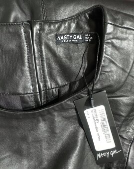 Kožené šaty v Boho stylu 100 % kůže NASTY GAL PC 10.700 - 14