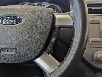 Ford Kuga 2.0TDCi 103kW INDIVIDUAL, PDC, VÝHŘEVY - 14