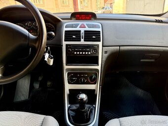 Peugeot 307 1.6HDi 66kw Klima 2.Maj Servis nová STK - 14