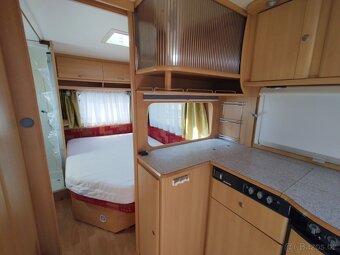 DETHLEFFS pro 4.Fr.postel. Mover+bat. Sprcha. 100km/h - 14