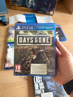 Sony PlayStation 4 1TB Uncharted 4 Limited Edition - 14