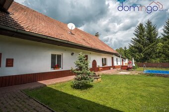 Výjimečný selský dvůr s téměř hektarovým pozemkem - Dlouhá L - 14