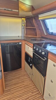 Prodám ADRIA ADORA 613HT, r.v. 2012  ... KRÁSNÝ ... - 14