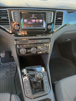 VW Golf SPORTSVAN 1.2 TSI 81 kW - 14