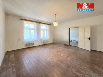 Prodej bytu 3+1, 98 m², Krnov, ul. Partyzánů - 14