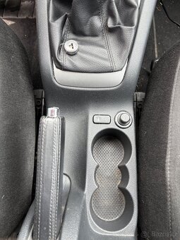 Škoda Octavia 1.6 TDI 77 kW, r.v. 2011, sedan - 14