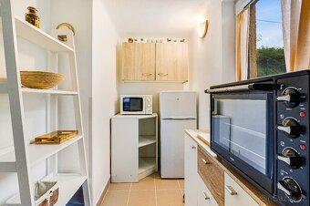 Zděná chata u řeky Úslavy s možností trvalého bydlení - 14