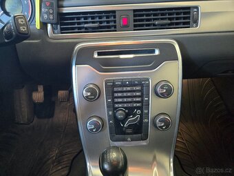 Volvo V70 2,0D4 120kW 5-tivalec 134000km - 14