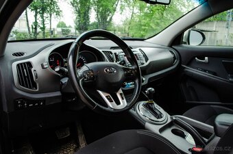 Kia Sportage 2.0 CRDi 4WD Gold A/T - 14